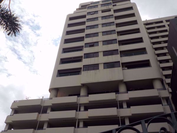 Acadamia Grand Tower