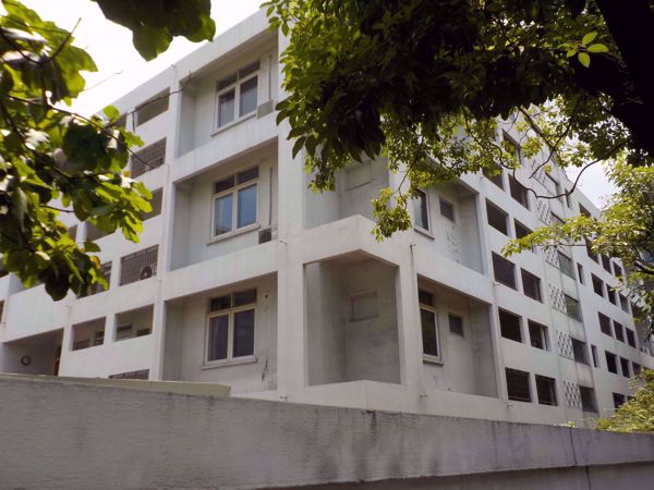 0001797_w_lalivan-court_600.jpeg
