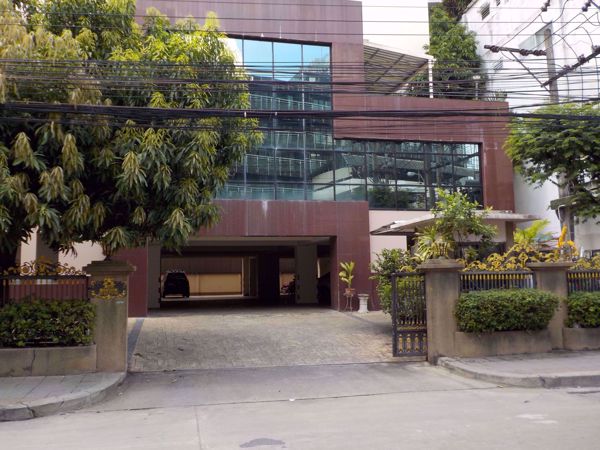0002944_w_mitr-mansion_600.jpeg