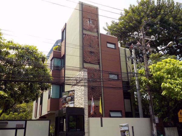 0003591_w_surindra-residence_600.jpeg