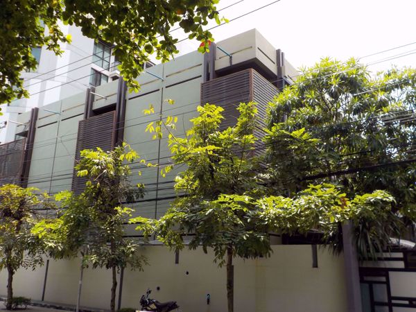 0003592_w_surindra-residence_600.jpeg