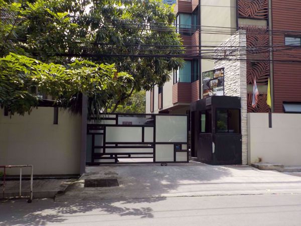 0003593_w_surindra-residence_600.jpeg