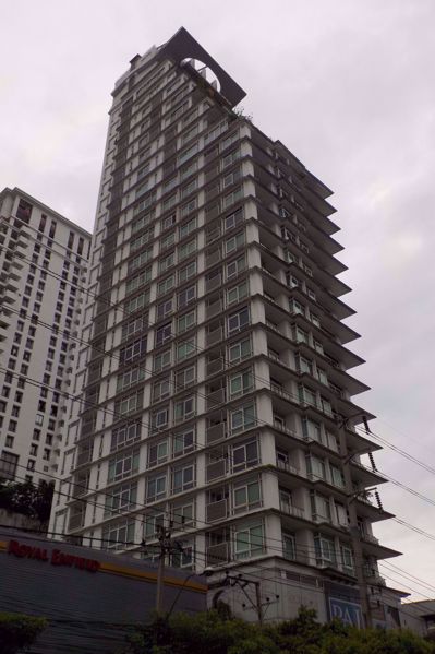 0005066_w_the-height_600.jpeg