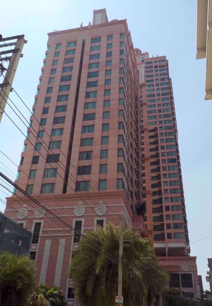 Aguston Sukhumvit 22