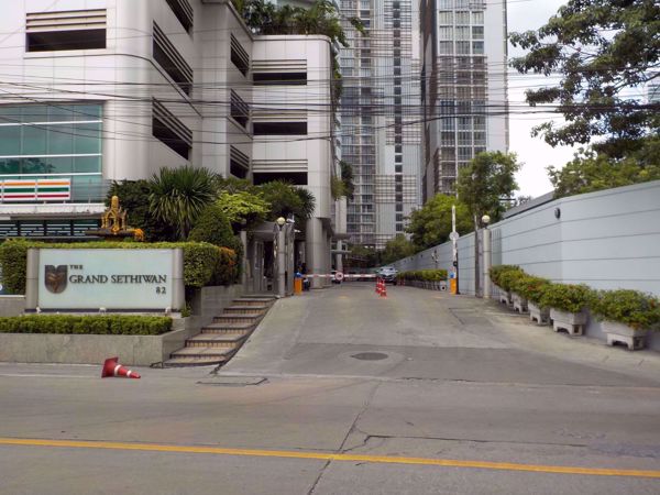 0007809_w_the-grand-sethiwan-sukhumvit-24_600.jpeg