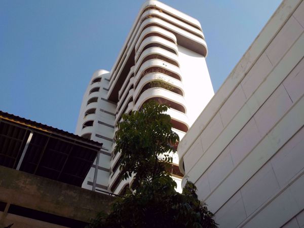 0008824_w_the-residence-26_600.jpeg