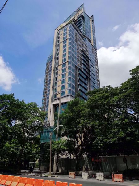 0020438_w_oriental-residence_600.jpeg