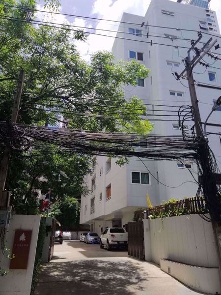 0021789_w_tonson-court_600.jpeg