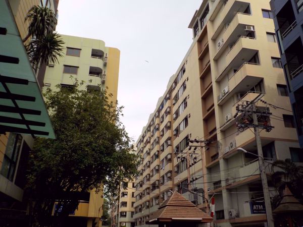 0062725_w_ratchada-city-condo_600.jpeg