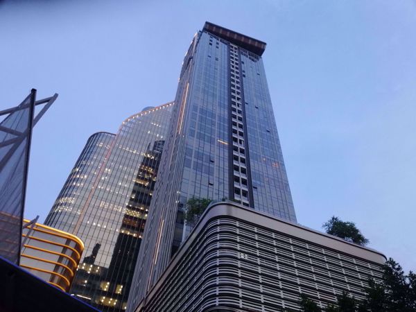 0064410_w_the-esse-at-singha-complex_600.jpeg
