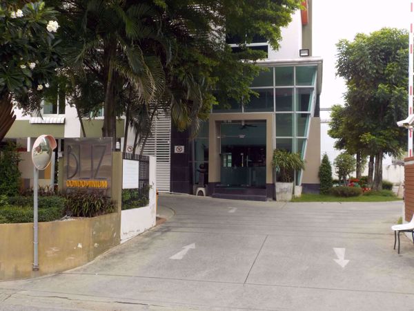 0079305_w_bliz-condominium-bearing_600.jpeg